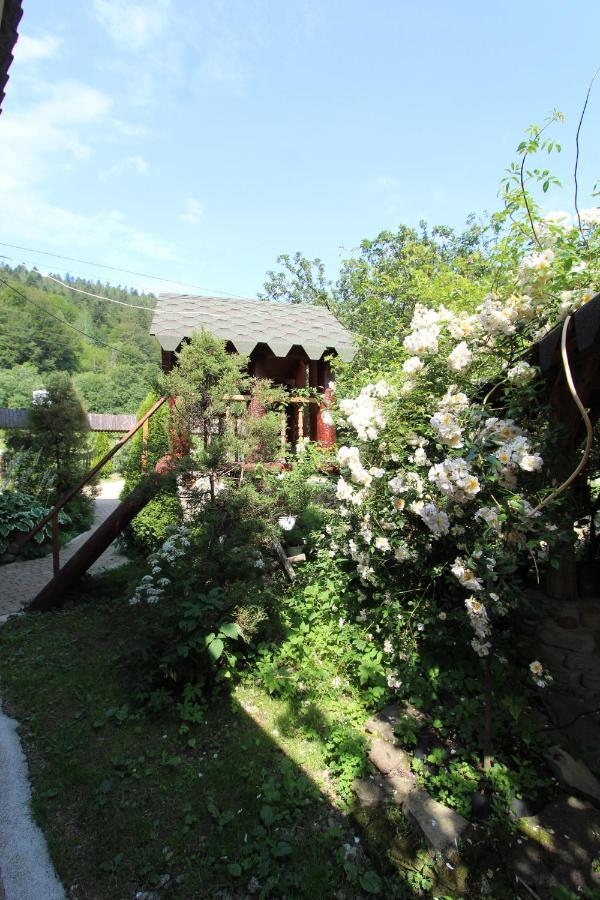 Котедж "Явірник" Villa Tatariv Exterior foto