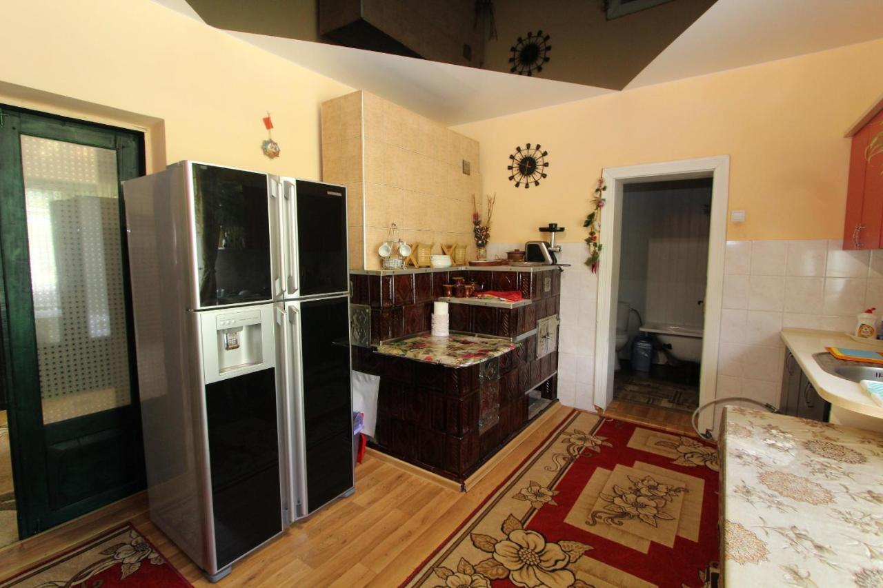 Котедж "Явірник" Tatariv Exterior foto